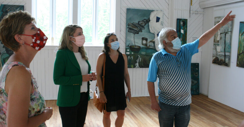 Deux ministres visitent le coeur villageois de Cookshire-Eaton