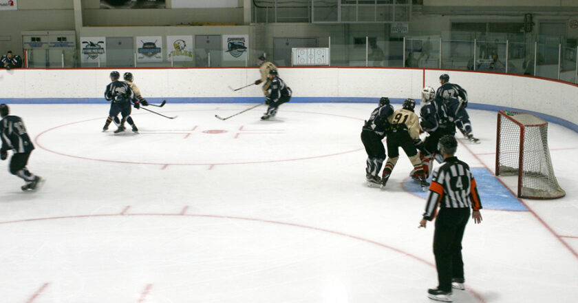 Hockey Senior