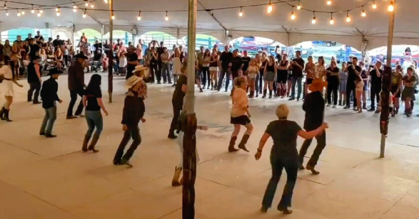 Winslow dancers