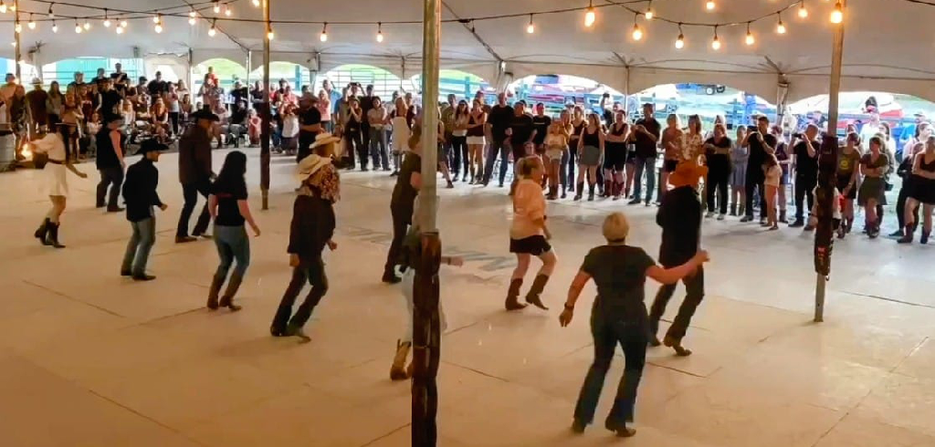 Winslow dancers