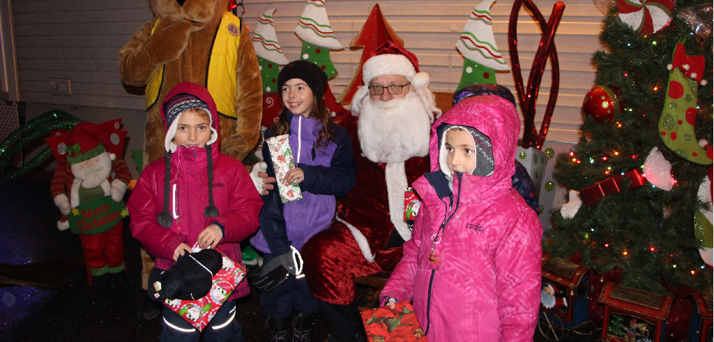 Pere Noel Angus