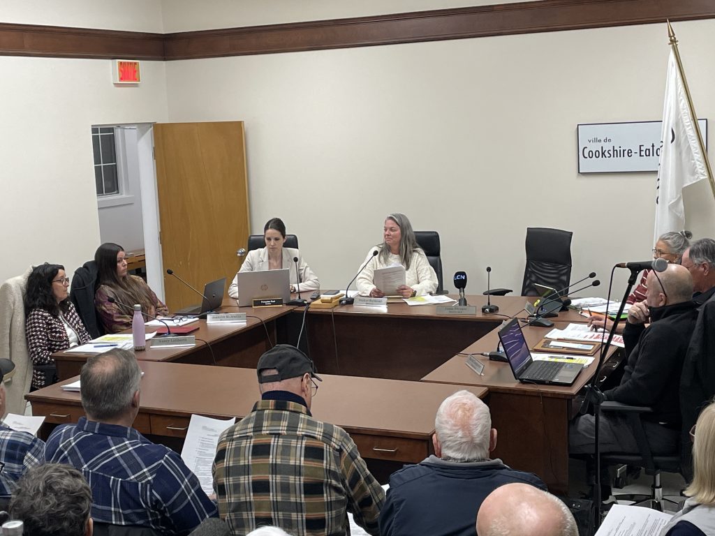 Greffière et mairesse 8 déc, SS